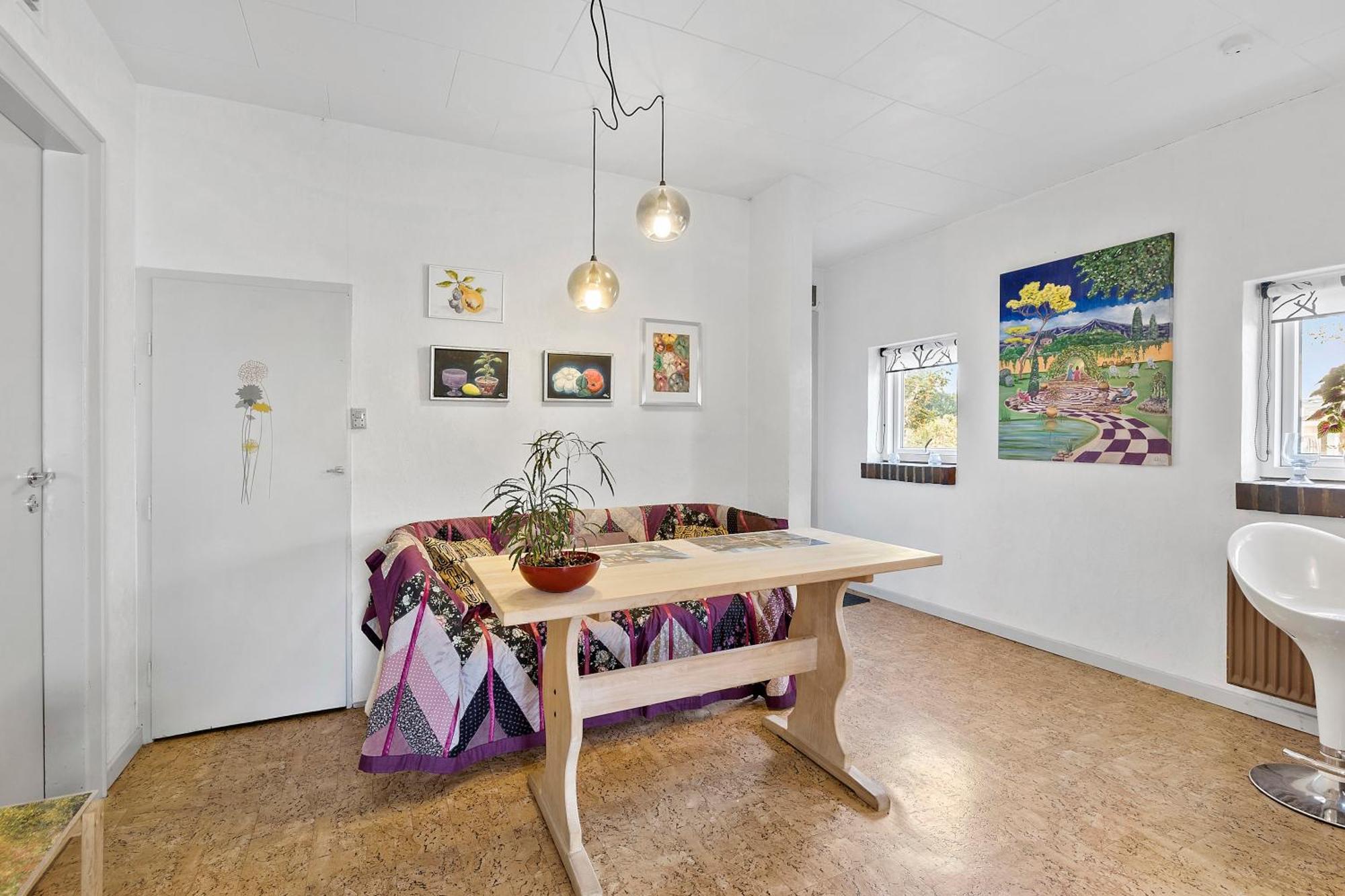 Logi I Hus Med Kunst Og Have Bed & Breakfast Vestervig Exterior photo