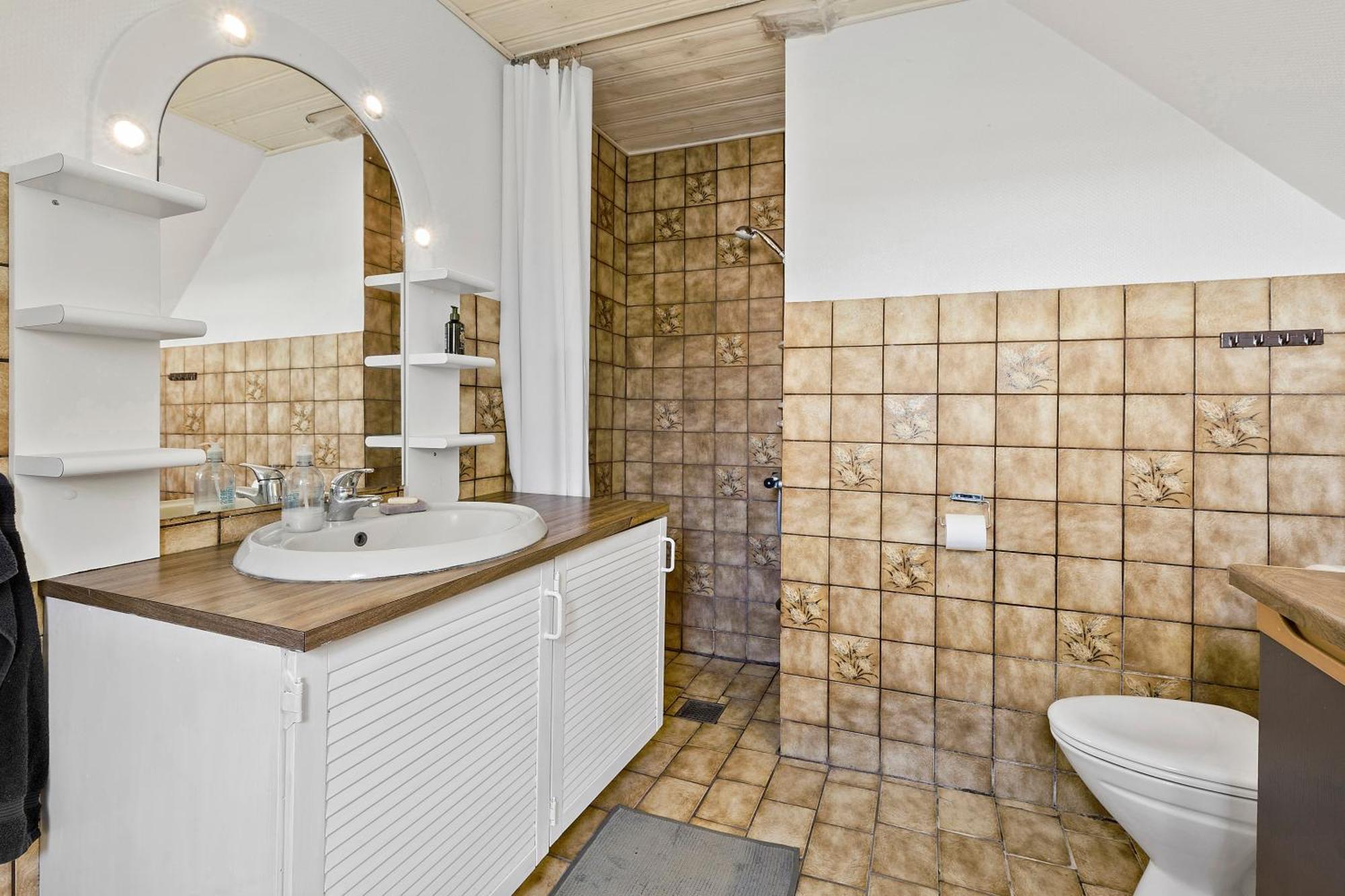 Logi I Hus Med Kunst Og Have Bed & Breakfast Vestervig Exterior photo